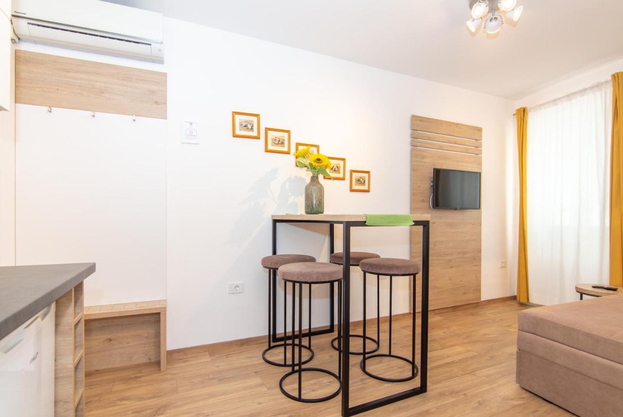 Casa Mia - Apartments & Suites Копер Екстер'єр фото