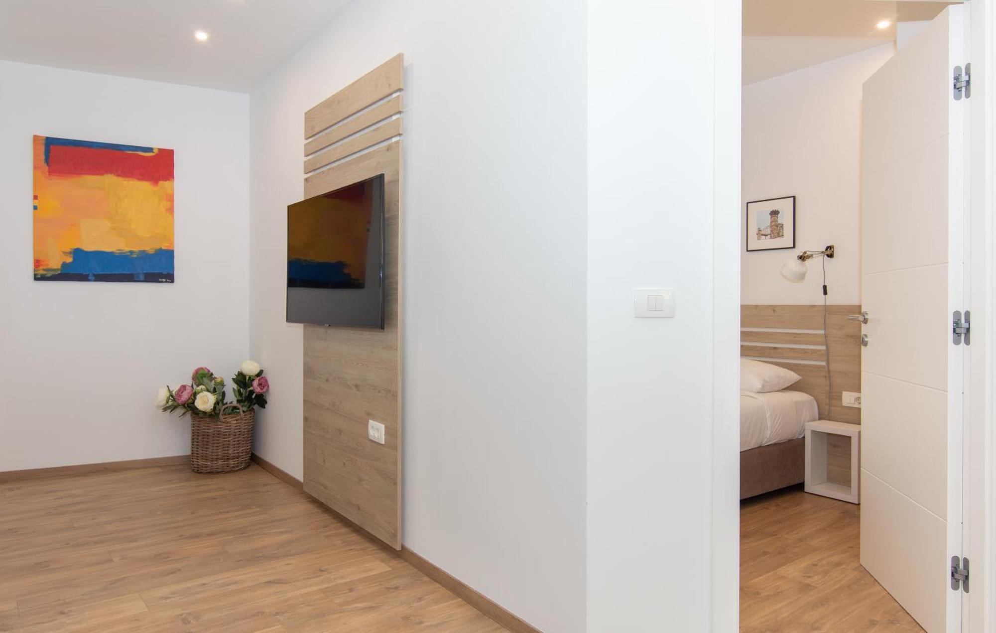 Casa Mia - Apartments & Suites Копер Екстер'єр фото