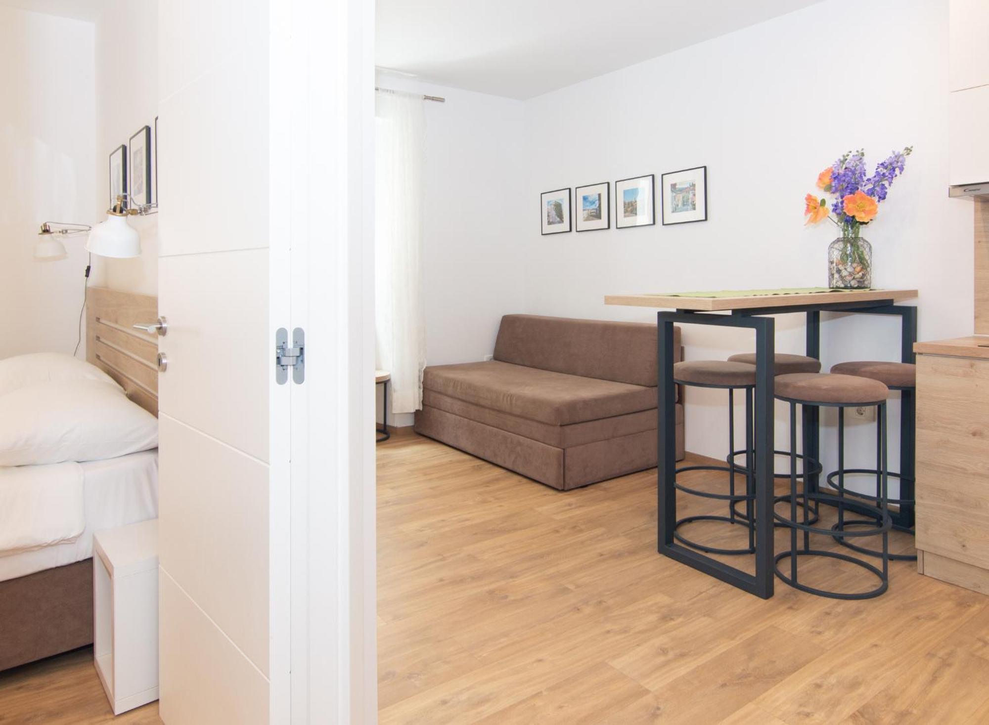 Casa Mia - Apartments & Suites Копер Екстер'єр фото